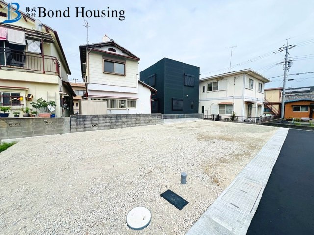 「長期優良住宅」「海近く」大久保町江井島　4期　1号棟の駐車場