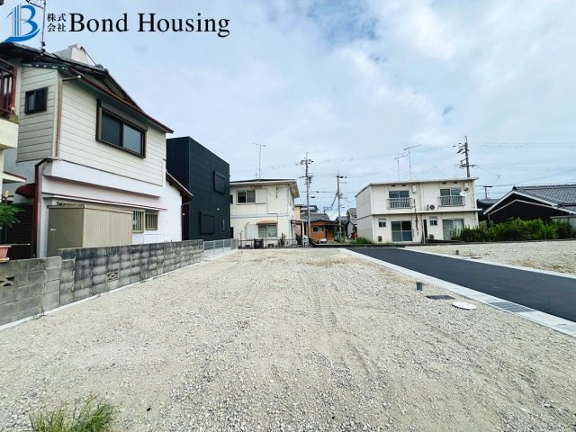 「長期優良住宅」「海近く」大久保町江井島　4期　1号棟の駐車場