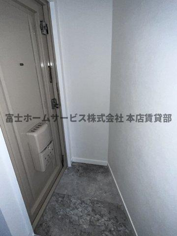 三浦マンションの玄関