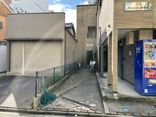 セジュール東別院のエントランス
