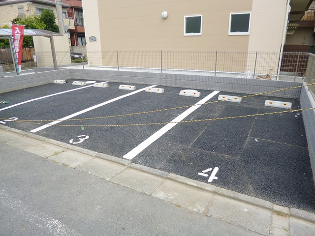 アドシール若柳Ⅱの駐車場|駐車場有ります！