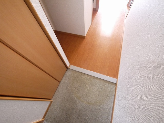 ミエパレスの玄関
