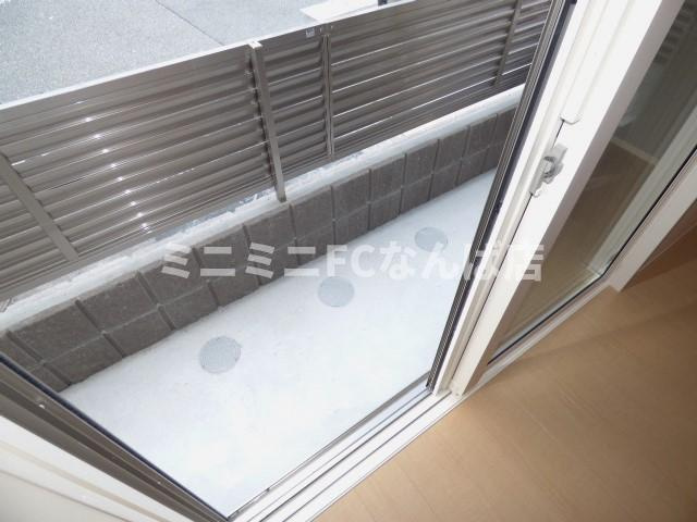 日東新町Dルームのバルコニー