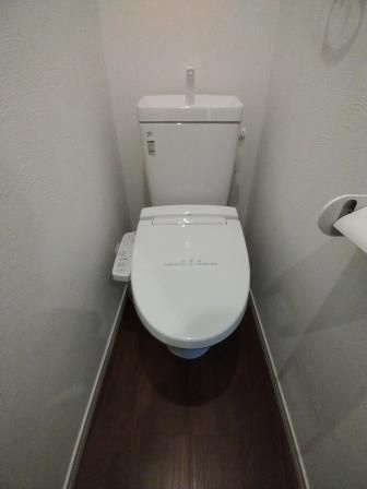 エスタシア西新井のトイレ
