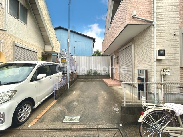 葛飾区南水元2丁目中古住宅の駐車場|カースペース