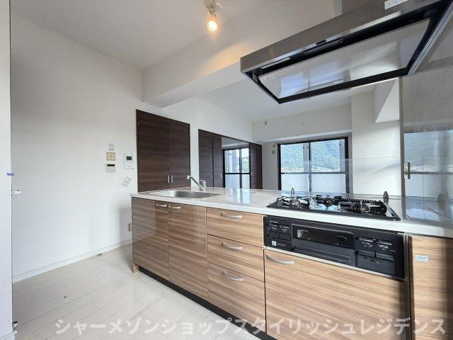 THE　SQUARE・Suite Residenceの洋室