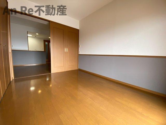 アビテ東川口の洋室