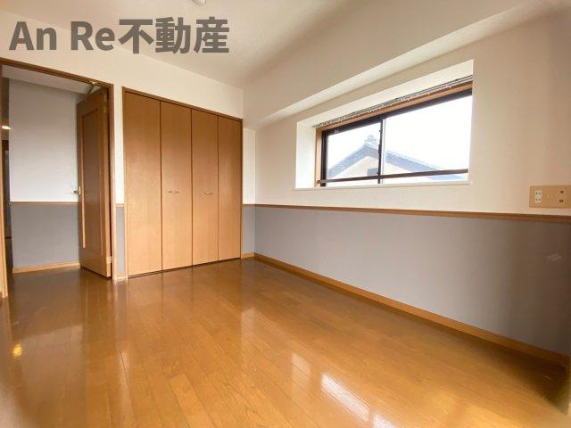 アビテ東川口の洋室