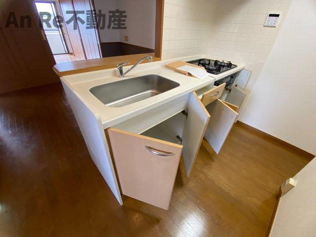 アビテ東川口のキッチン