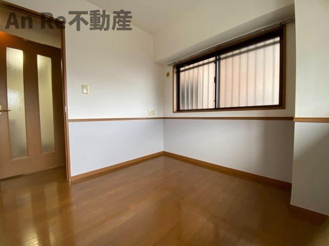 アビテ東川口の洋室