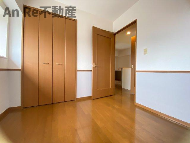 アビテ東川口の洋室