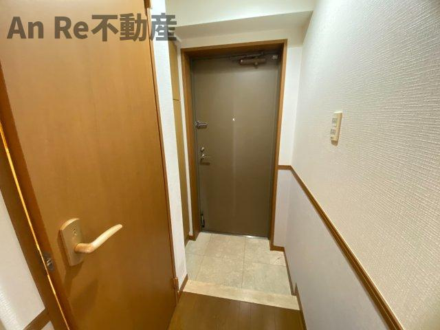 アビテ東川口の玄関