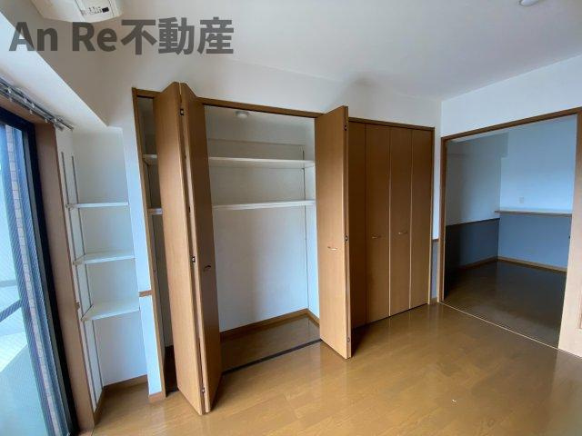 アビテ東川口の収納