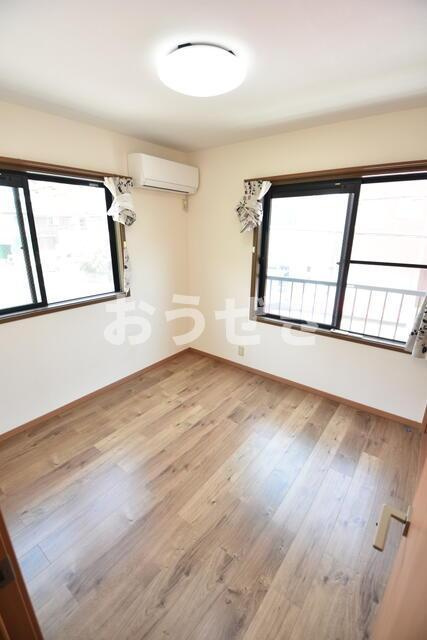 ＲＥＮＴ　ＨＯＵＳＥ　滝頭の内装
