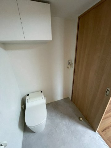 四谷コーエイマンションのトイレ|ゆったりとした空間のトイレです