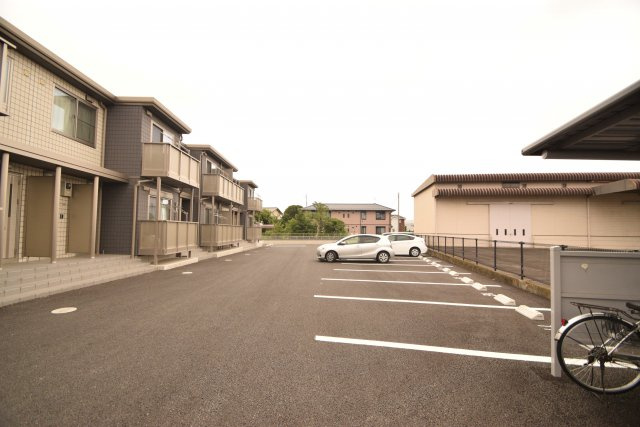【駐車場】 | アルぺージュ | アルぺージュ
