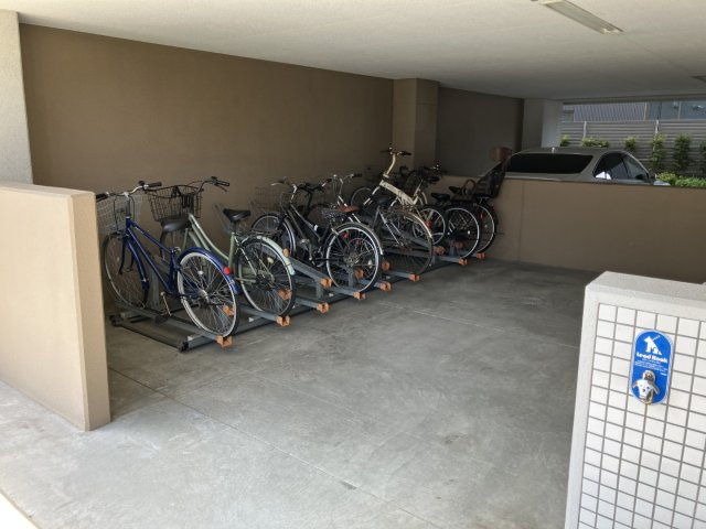 アルファスマート姫路市役所南の駐車場