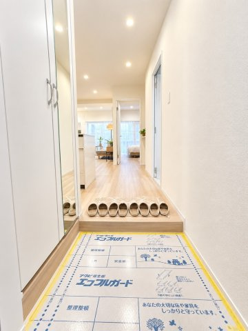 ライオンズマンション中目黒の玄関