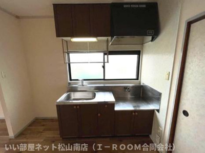 【キッチン】 | メゾン・ベルラルジュ　カトレア館