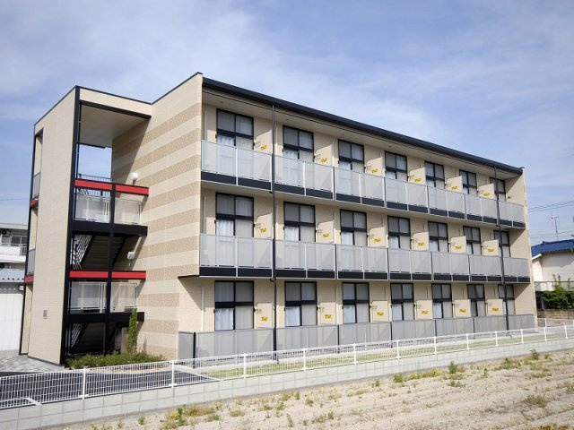 【外観】 | レオパレスカメリア