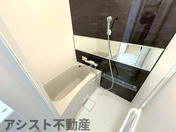 ADC飯塚駅西Bearsの浴室|落ち着いた空間のお風呂です