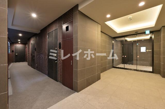 ブライズ雪谷大塚のエントランス
