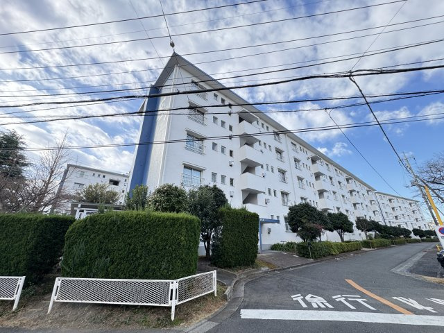 新座団地3街区7号棟の画像