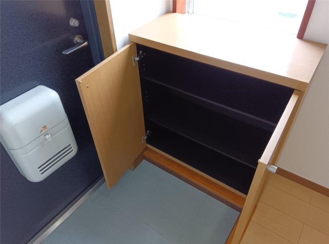 【玄関】ベルコムン原町