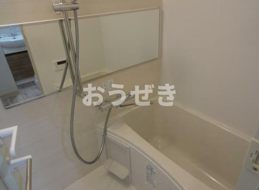 アルバの浴室