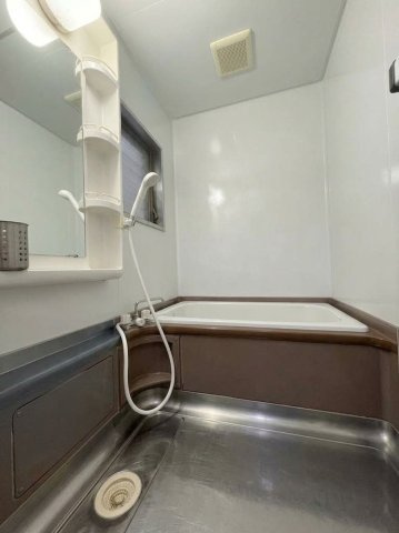 荒川3丁目　中古戸建の浴室