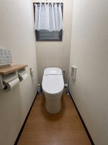 荒川3丁目　中古戸建のトイレ