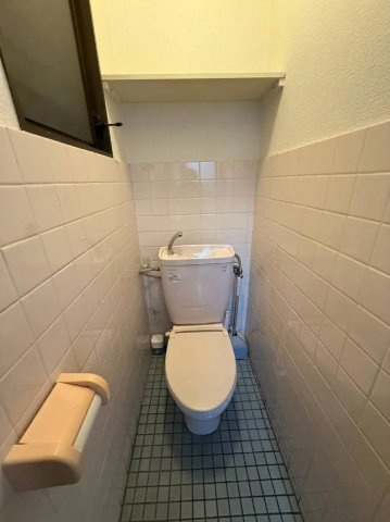 荒川3丁目　中古戸建のトイレ
