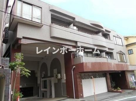 朝霞マンションの外観