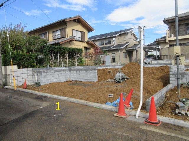 【仲介手数料無料】新築戸建　深谷市秋元町39（全2棟）の前面道路含む現地写真