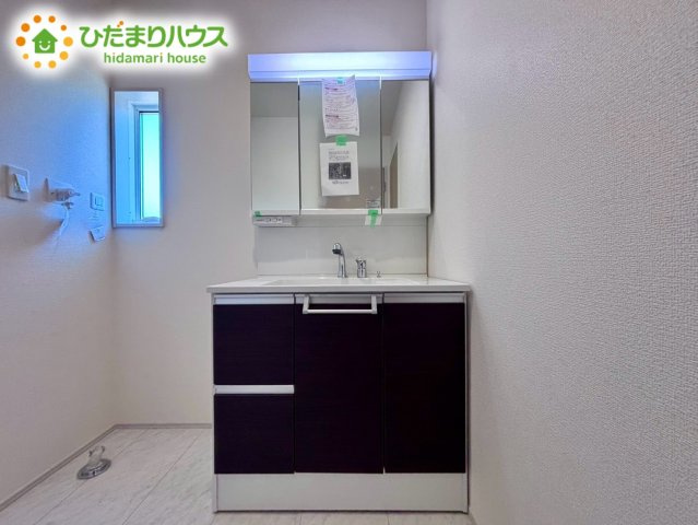 上尾市今泉5期　新築戸建　ブルーミング02の独立洗面台