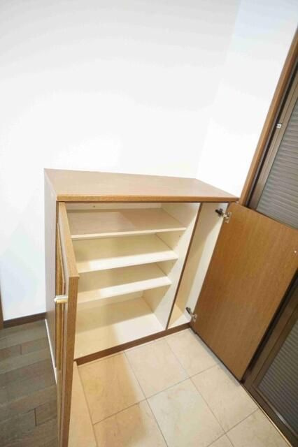 ライオンズステーションプラザ千歳烏山の収納