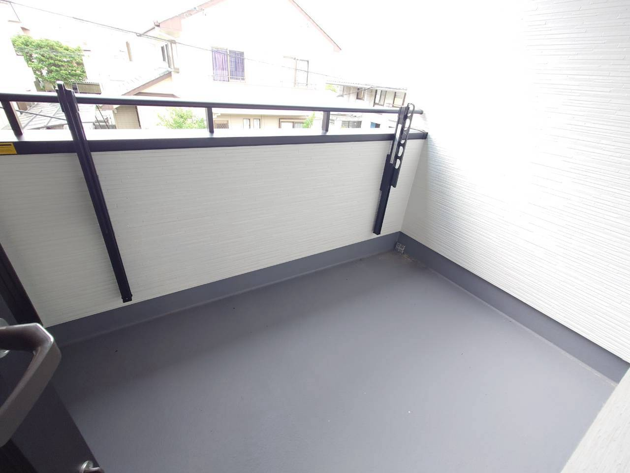 ★★糸満市西崎－1号棟のバルコニー|暖かな日差しのふりそそぐバルコニー