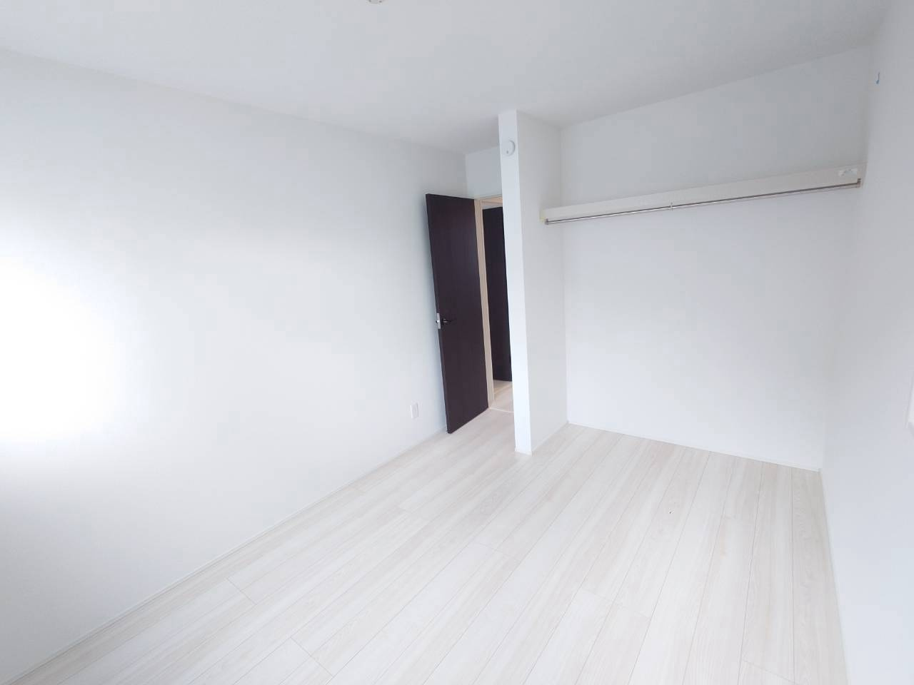 ★★糸満市西崎－1号棟の洋室|使い勝手のいい洋室です