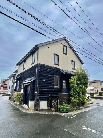 豊橋市岩屋町字岩屋下の中古一戸建の前面道路含む現地写真