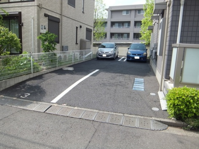 Ｍａｉｓｏｎ Ｃｅｒｉｓｉｅｒの駐車場|1.3空き