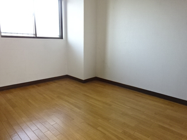 姫路市広畑区東新町２丁目の賃貸マンションの子供部屋