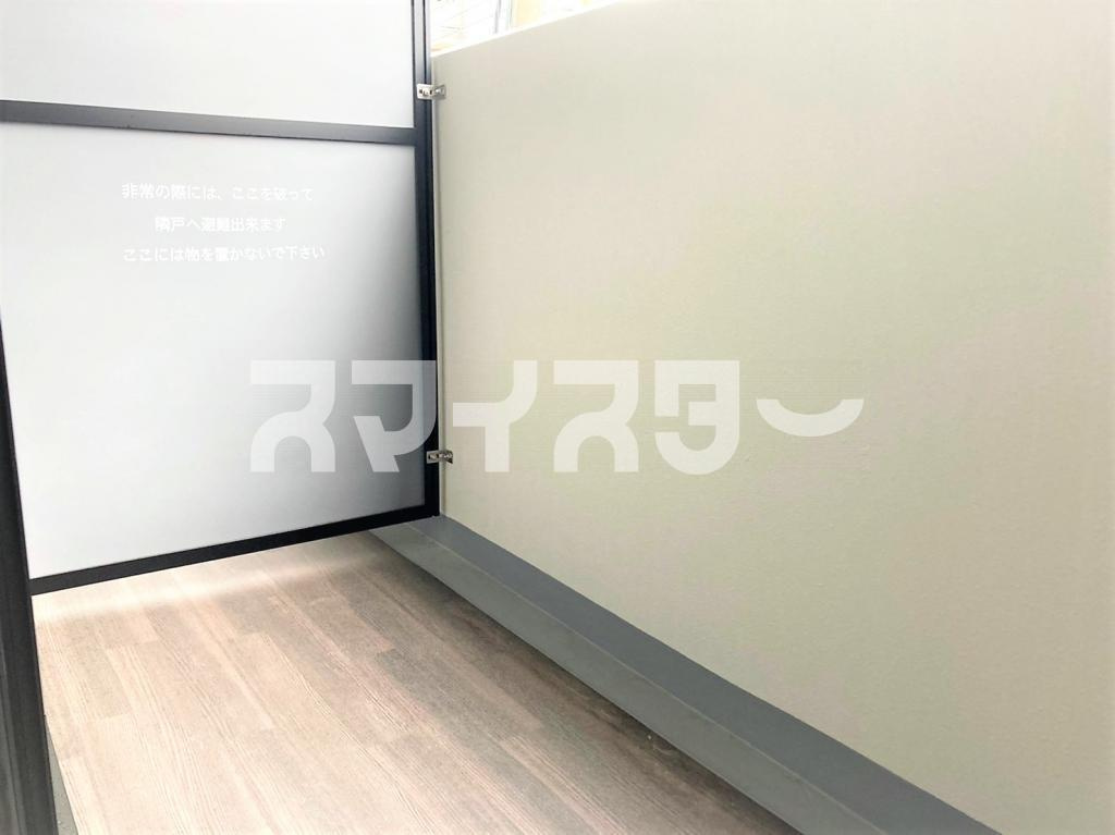 立川市高松町２丁目の賃貸マンションのバルコニー