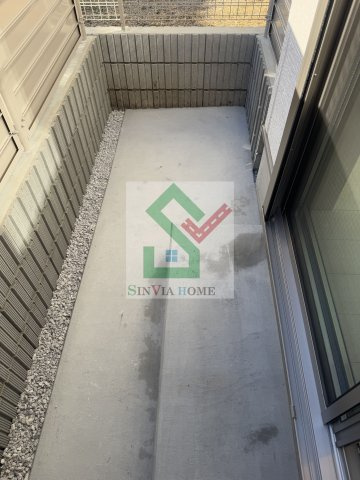 レヴメゾン神山弐番館のバルコニー