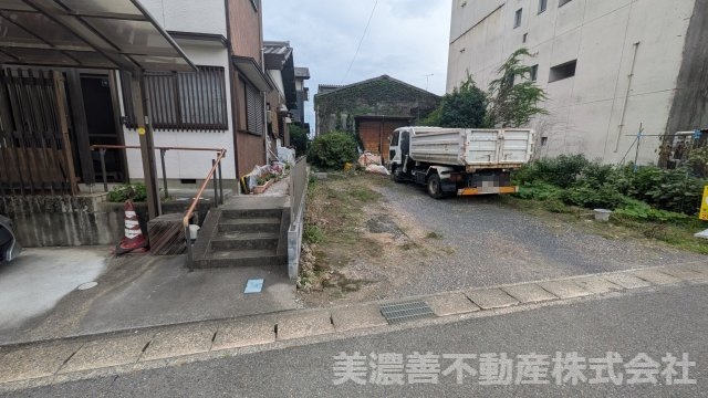 ６７２７８　各務原市那加西浦町一丁目土地の外観