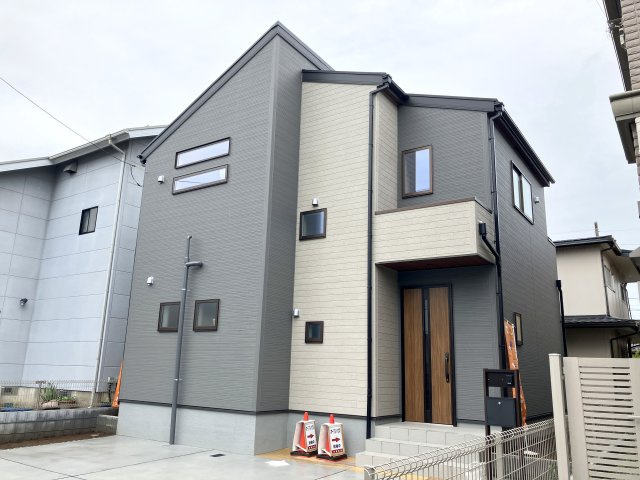 坂戸市鶴舞第二　新築戸建の外観