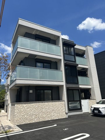 広島市西区大宮１丁目のアパートの外観