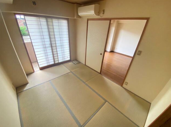 木崎台マンションの和室|い草の香りが落ち着く素敵な和室です