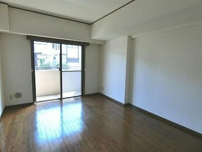木崎台マンションの居間・リビング|おしゃれな居間です
