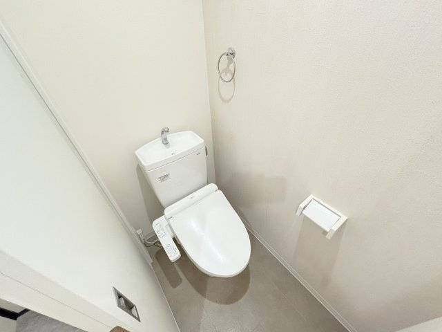 ワコーレヴィータ上新庄WESTのトイレ