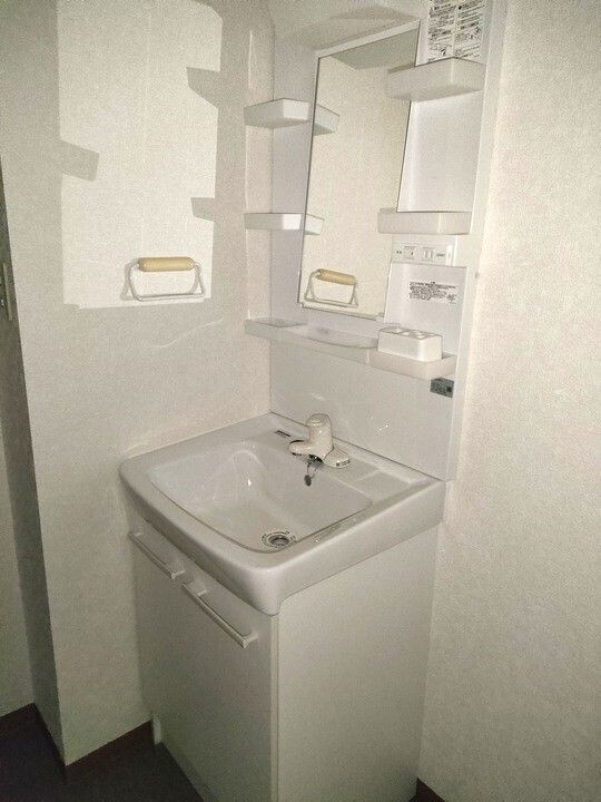 エスポアールの独立洗面台